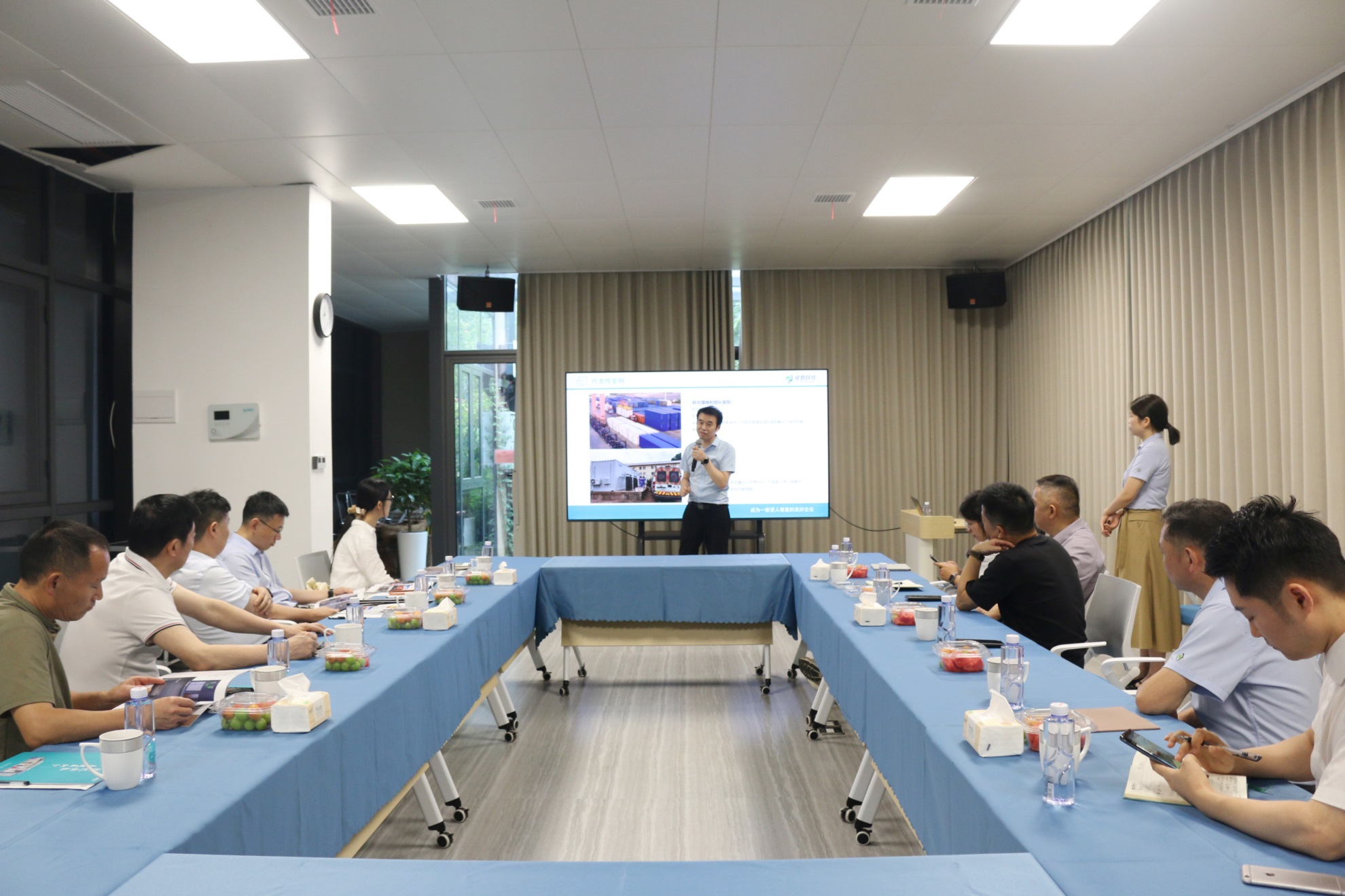 兴旺科技莅临卓誉科技考察交流002.jpg